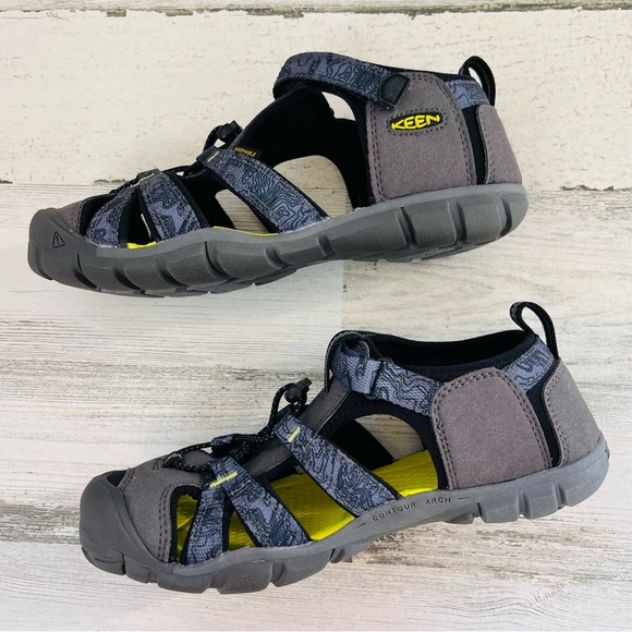 Keen Seacamp II CNX Big Boys Water Sandals Size 6 Slip On Washable In Gray NWOT - Picture 7 of 11